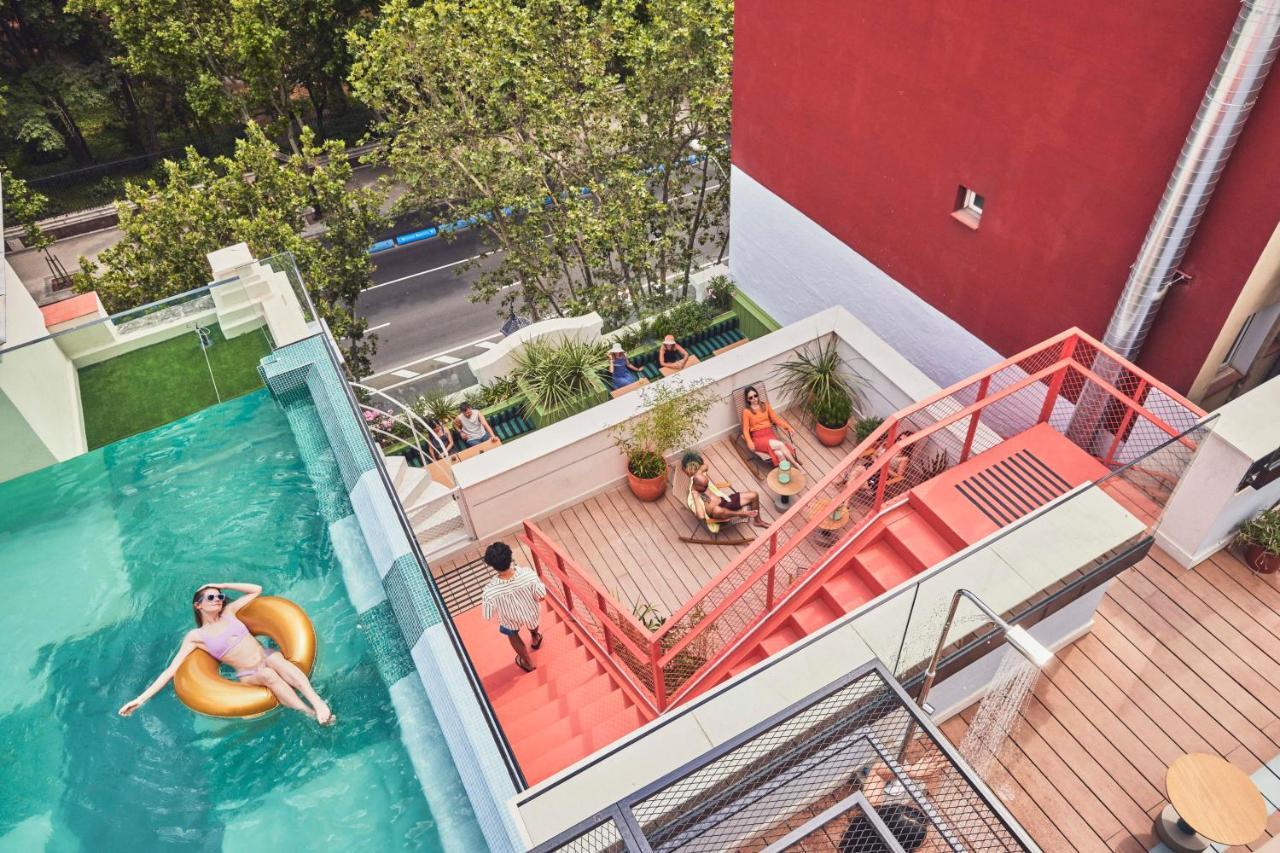 The Social Hub Madrid Hotel Exterior photo