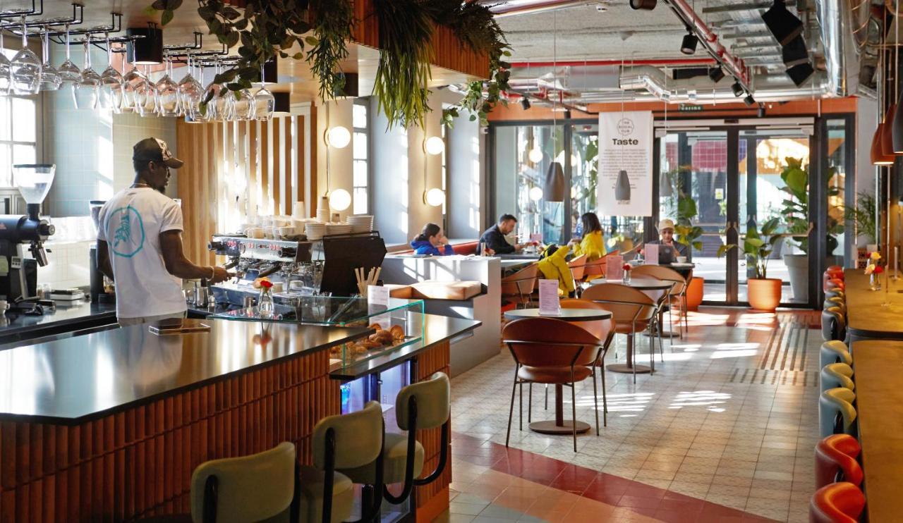 The Social Hub Madrid Hotel Exterior photo